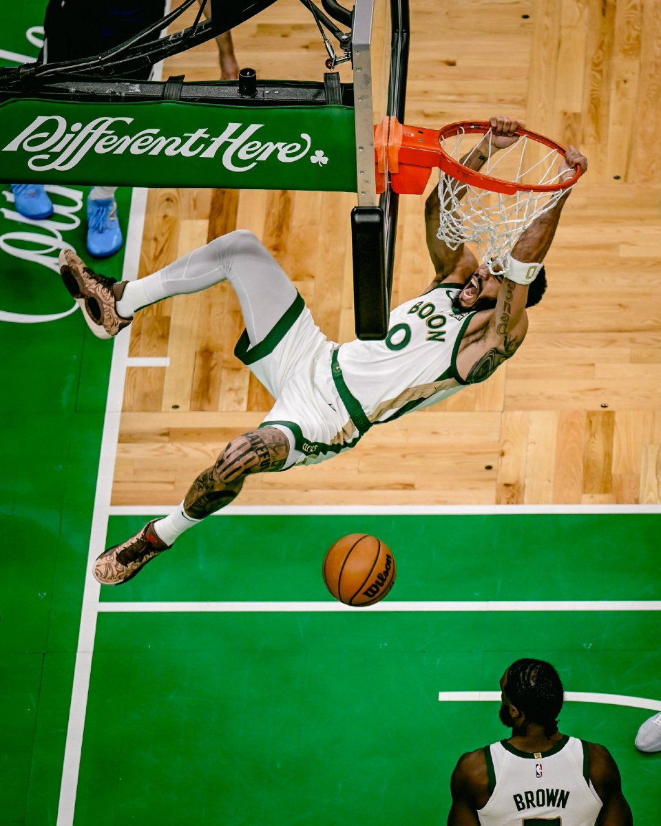 关于塔图姆绝杀时刻，引发争议点燃赛场，76人迎来胜利！的信息