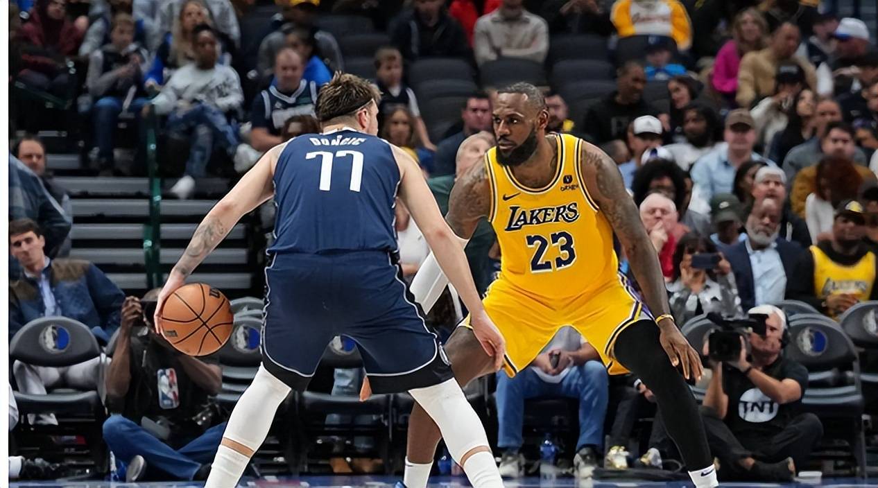 关于湖人惊艳全场,状态爆棚助攻爆棚,约基奇逆转取胜!的信息