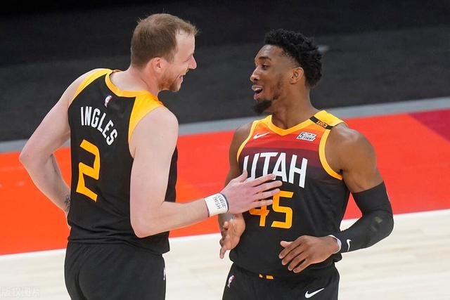 西亚卡姆,米切尔,助攻爆棚!